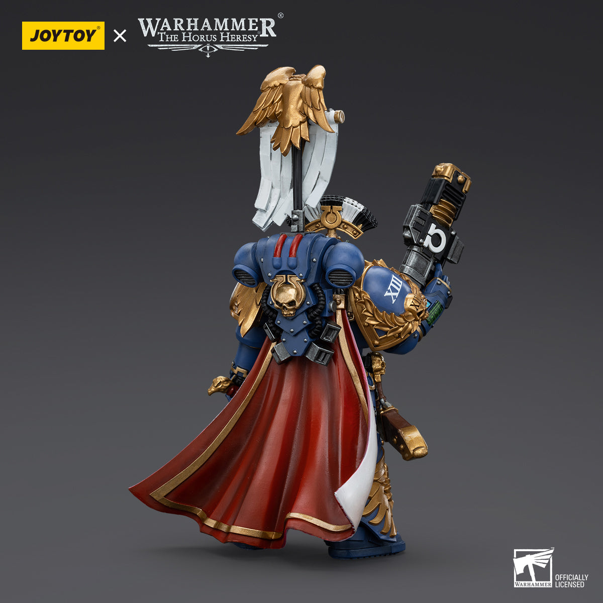 JoyToy WH40K Ultramarines Legion Praetor with Power Sword and Volkite Serpenta